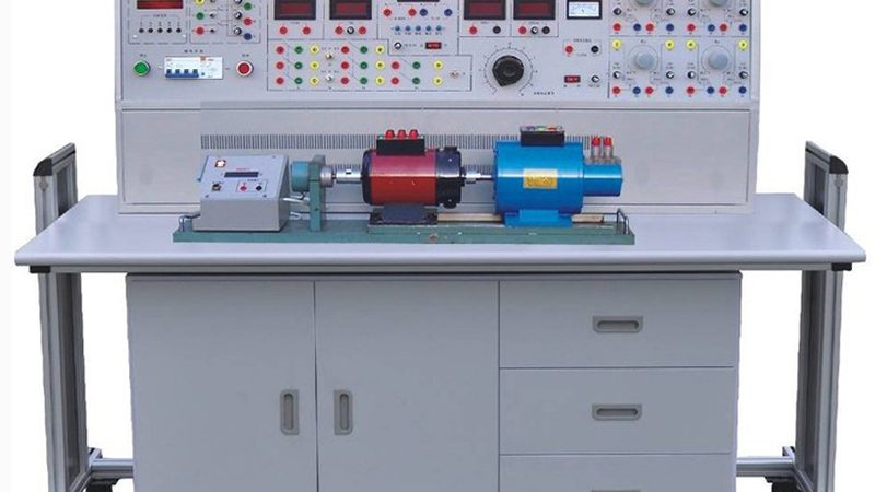 在对比智能低压电器厂家报价时，我们需要关注以下几个关键指标：